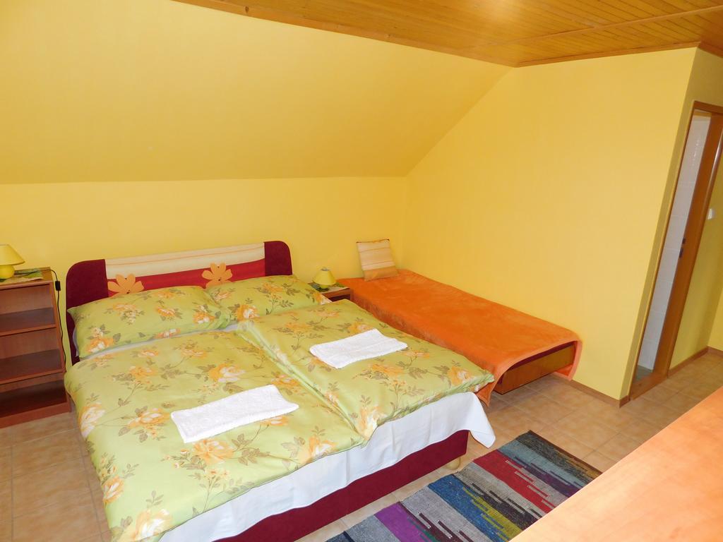 Apartmany Tania Závažná Poruba الغرفة الصورة